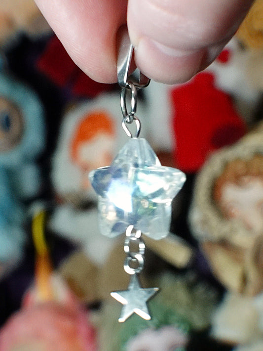 starry eyed pendant